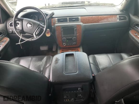 ✅ 2008 Chevrolet Avalanche 2LT • VIN: 3GNEC12048G233569 • Lot: 56966565. Wystawiony na Copart z przebiegiem 17 228 mil. Bezpłatny archiwum sprzedaży aukcyjnych z USA i szczegółowy raport historii pojazdu na DreamBid. Zdjęcie 8.