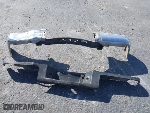 ✅ 2014 Ford F-150 XL • VIN: 1FTFX1CT4EFA32245 • Lot: 41653333. Wystawiony na IAAI z przebiegiem 179 197 mil. Bezpłatny archiwum sprzedaży aukcyjnych z USA i szczegółowy raport historii pojazdu na DreamBid. Zdjęcie 12.