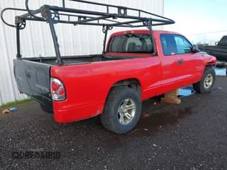 ✅ 2002 Dodge Dakota SLT • VIN: 1B7GL42N52S505626 • Lot: 41552396. Wystawiony na IAAI z przebiegiem 255 927 mil. Bezpłatny archiwum sprzedaży aukcyjnych z USA i szczegółowy raport historii pojazdu na DreamBid. Zdjęcie 4.