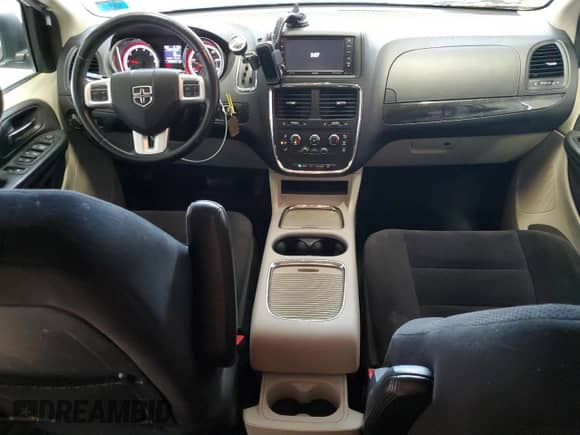 2014 Dodge Grand Caravan SXT z VIN 2C4RDGCG2ER388813, wystawiony jako Copart lot #85200605 z przebiegiem 103 860 mil mil oraz Szkoda całkowita • Salvage title. Historia ofert i sprzedaży dostępna na DreamBid. Obrazek 8.