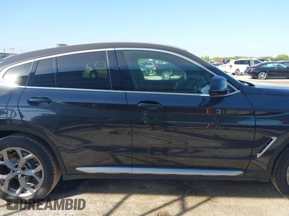 ✅ 2020 BMW X4 xDrive30i • VIN: 5UX2V1C08LLZ32525 • Lot: 41973195. Listed on IAAI with 85,222 mi. Free auction sales archive from the USA and detailed vehicle history report at DreamBid. Image 14.