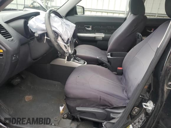 ✅ 2012 Kia Soul + • VIN: KNDJT2A64C7741757 • Lot: 91305525. Wystawiony na Copart z przebiegiem 144 605 mil. Bezpłatny archiwum sprzedaży aukcyjnych z USA i szczegółowy raport historii pojazdu na DreamBid. Zdjęcie 7.