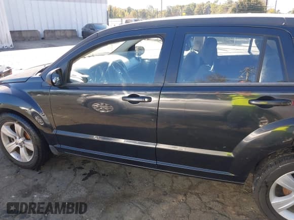 ✅ 2010 Dodge Caliber SXT • VIN: 1B3CB4HAXAD532248 • Лот: 43521429. Опубликован ранее на IAAI с пробегом Не указан. Бесплатный доступ к архиву аукционных продаж из США и подробный отчёт об истории автомобиля на DreamBid. Изображение 15.