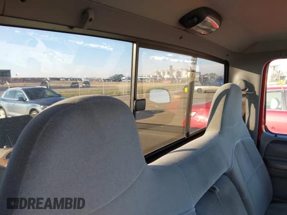 ✅ 1996 Ford F-150 • VIN: 1FTEF14Y4TLA66547 • Lot: 43533704. Listed on IAAI with 124,679 mi. Free auction sales archive from the USA and detailed vehicle history report at DreamBid. Image 8.