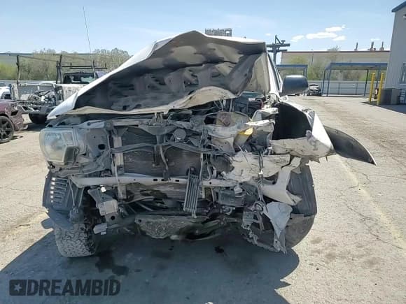 ✅ 2015 Toyota Tacoma • VIN: 3TMLU4EN3FM194963 • Лот: 54074415. Опубликован ранее на Copart с пробегом 170 864 миль. Бесплатный доступ к архиву аукционных продаж из США и подробный отчёт об истории автомобиля на DreamBid. Изображение 13.