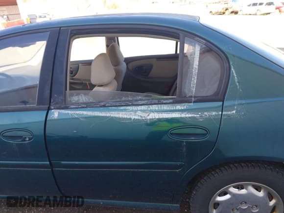 ✅ 1999 Oldsmobile Cutlass GL • VIN: 1G3NB52M2X6308288 • Lot: 41749270. Wystawiony na IAAI z przebiegiem 79 585 mil. Bezpłatny archiwum sprzedaży aukcyjnych z USA i szczegółowy raport historii pojazdu na DreamBid. Zdjęcie 6.