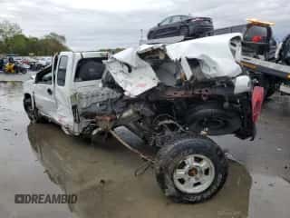 2005 Chevrolet Colorado LS Z85 с VIN 1GCDT196458275627, выставлен на аукционе Copart как лот 85558245 с пробегом Не указан миль и Списание • Salvage title. История ставок и продаж доступна на DreamBid. Изображение 2.