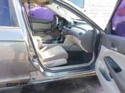 ✅ 2010 Honda Accord LX • VIN: 1HGCP2F38AA080988 • Лот: 43777993. Опубликован ранее на IAAI с пробегом 233 260 миль. Бесплатный доступ к архиву аукционных продаж из США и подробный отчёт об истории автомобиля на DreamBid. Изображение 5.