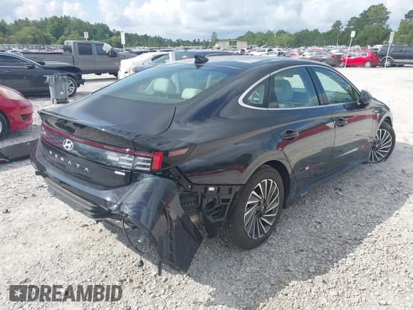 ✅ 2024 Hyundai Sonata Limited • VIN: KMHL54JJ8RA094631 • Лот: 42438011. Опубликован ранее на IAAI с пробегом 13 976 миль. Бесплатный доступ к архиву аукционных продаж из США и подробный отчёт об истории автомобиля на DreamBid. Изображение 4.