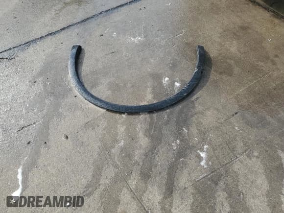 ✅ 2023 Audi Q5 Premium • VIN: WA1ABAFYXP2001196 • Lot: 67592205. Wystawiony na Copart z przebiegiem 23 141 mil. Bezpłatny archiwum sprzedaży aukcyjnych z USA i szczegółowy raport historii pojazdu na DreamBid. Zdjęcie 13.