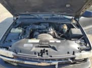 ✅ 2001 Chevrolet Silverado 1500 • VIN: 1GCEC14WX1Z280461 • Лот: 61103664. Опубликован ранее на Copart с пробегом 228 149 миль. Бесплатный доступ к архиву аукционных продаж из США и подробный отчёт об истории автомобиля на DreamBid. Изображение 11.