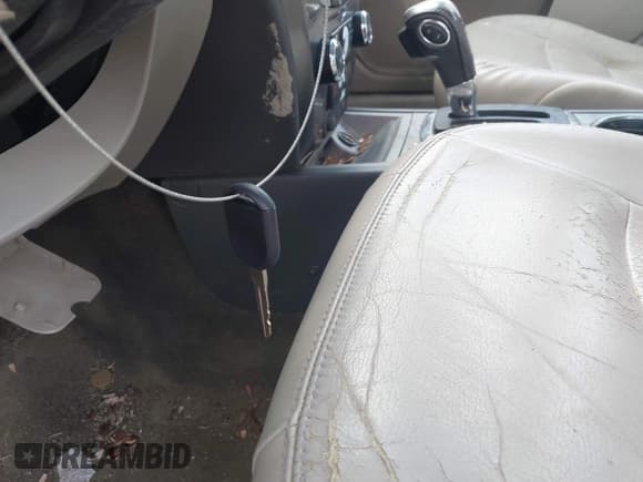 ✅ 2012 Ford Fusion SEL • VIN: 3FAHP0JG6CR132314 • Lot: 42514393. Listed on IAAI with 227,817 mi. Free auction sales archive from the USA and detailed vehicle history report at DreamBid. Image 11.