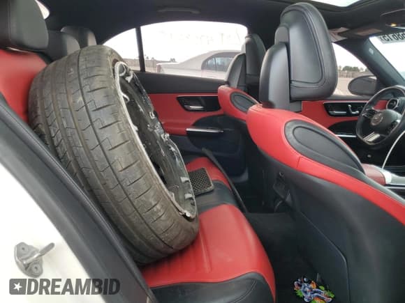 ✅ 2022 Mercedes-Benz C 300 • VIN: W1KAF4GB9NR043911 • Lot: 47158615. Listed on Copart with 41,721 mi. Free auction sales archive from the USA and detailed vehicle history report at DreamBid. Image 10.