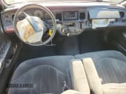 ✅ 2000 Mercury Grand Marquis GS • VIN: 2MEFM74W2YX707926 • Lot: 82245425. Wystawiony na Copart z przebiegiem 80 108 mil. Bezpłatny archiwum sprzedaży aukcyjnych z USA i szczegółowy raport historii pojazdu na DreamBid. Zdjęcie 8.