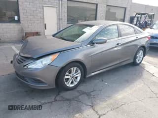 ✅ 2014 Hyundai Sonata GLS • VIN: 5NPEB4AC9EH909199 • Лот: 43249075. Опубликован ранее на IAAI с пробегом 128 884 миль. Бесплатный доступ к архиву аукционных продаж из США и подробный отчёт об истории автомобиля на DreamBid. Изображение 2.