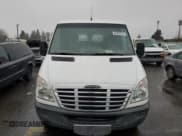 ✅ 2008 Freightliner Sprinter • VIN: WDYPE745285235520 • Lot: 84203754. Wystawiony na Copart z przebiegiem 252 502 mil. Bezpłatny archiwum sprzedaży aukcyjnych z USA i szczegółowy raport historii pojazdu na DreamBid. Zdjęcie 5.