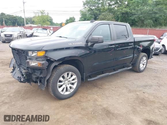 2021 Chevrolet Silverado 1500 Custom с VIN 1GCPYBEKXMZ211057, выставлен на аукционе IAAI как лот 43010531 с пробегом 39 906 миль миль и . История ставок и продаж доступна на DreamBid. Изображение 2.