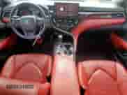 2022 Toyota Camry XSE с VIN 4T1K61AK6NU617539, выставлен на аукционе Copart как лот 84291625 с пробегом 88 158 миль миль и Списание • Salvage title. История ставок и продаж доступна на DreamBid. Изображение 8.