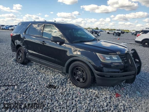 ✅ 2019 Ford Police Interceptor Utility • VIN: 1FM5K8AR4KGB23303 • Lot: 86455435. Wystawiony na Copart z przebiegiem 110 902 mil. Bezpłatny archiwum sprzedaży aukcyjnych z USA i szczegółowy raport historii pojazdu na DreamBid. Zdjęcie 4.