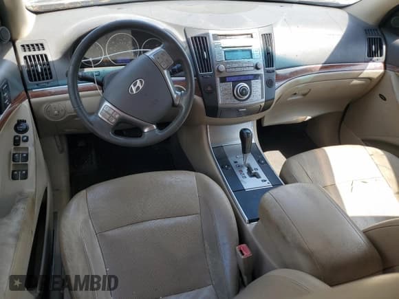 ✅ 2011 Hyundai Veracruz Limited • VIN: KM8NU4CC7BU176591 • Lot: 81698165. Listed on Copart with 187,987 mi. Free auction sales archive from the USA and detailed vehicle history report at DreamBid. Image 8.