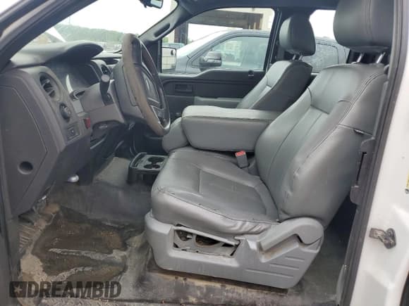 ✅ 2013 Ford F-150 XL • VIN: 1FTFX1ET8DKE77039 • Lot: 62732435. Listed on Copart with 131,401 mi. Free auction sales archive from the USA and detailed vehicle history report at DreamBid. Image 7.