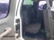 2010 Chevrolet Silverado 1500 Work Truck z VIN 1GCSCPEX3AZ198388, wystawiony jako IAAI lot #43311763 z przebiegiem 196 129 mil mil oraz . Historia ofert i sprzedaży dostępna na DreamBid. Obrazek 8.