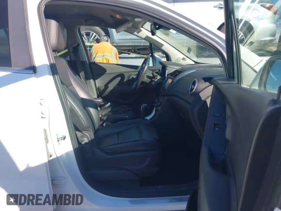 2015 Chevrolet Trax LTZ с VIN 3GNCJTSB5FL181691, выставлен на аукционе IAAI как лот 43522346 с пробегом 110 483 миль миль и . История ставок и продаж доступна на DreamBid. Изображение 5.