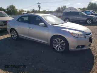 2015 Chevrolet Malibu LTZ z VIN 1G11F5SL1FU127504, wystawiony jako Copart lot #69595005 z przebiegiem 85 589 mil mil oraz Szkoda całkowita • Salvage title. Historia ofert i sprzedaży dostępna na DreamBid. Obrazek 4.