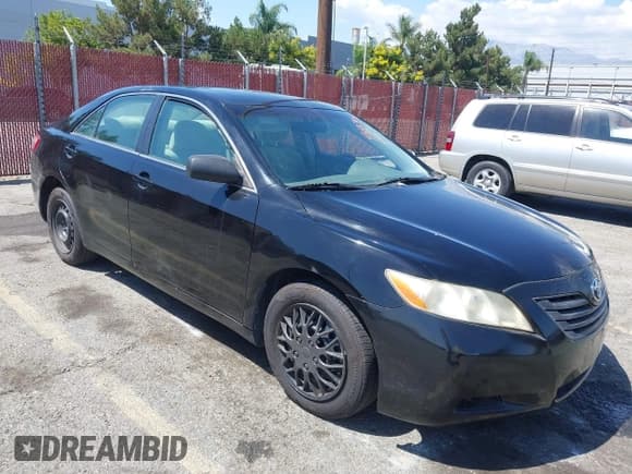 ✅ 2007 Toyota Camry CE • VIN: 4T1BE46K67U186653 • Лот: 43145795. Опубликован ранее на IAAI с пробегом 177 314 миль. Бесплатный доступ к архиву аукционных продаж из США и подробный отчёт об истории автомобиля на DreamBid. Изображение 1.