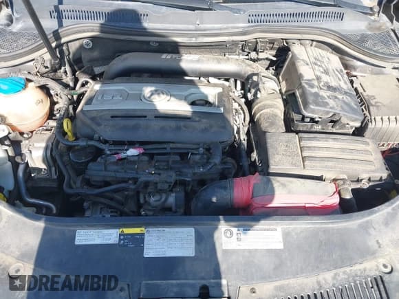 ✅ 2013 Volkswagen CC R-Line • VIN: WVWAP7AN6DE569768 • Lot: 42386029. Listed on IAAI with 120,688 mi. Free auction sales archive from the USA and detailed vehicle history report at DreamBid. Image 10.