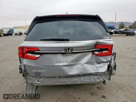 ✅ 2023 Honda Odyssey Touring • VIN: 5FNRL6H87PB072238 • Лот: 93442215. Опубликован ранее на Copart с пробегом 35 464 миль. Бесплатный доступ к архиву аукционных продаж из США и подробный отчёт об истории автомобиля на DreamBid. Изображение 6.