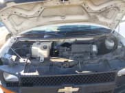 ✅ 2005 Chevrolet Express Cargo • VIN: 1GCGG25V951167128 • Lot: 43757634. Wystawiony na IAAI z przebiegiem 283 747 mil. Bezpłatny archiwum sprzedaży aukcyjnych z USA i szczegółowy raport historii pojazdu na DreamBid. Zdjęcie 10.