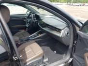 ✅ 2023 Audi A3 Premium Plus • VIN: WAUBUDGY5PA015692 • Lot: 42604961. Wystawiony na IAAI z przebiegiem 15 542 mil. Bezpłatny archiwum sprzedaży aukcyjnych z USA i szczegółowy raport historii pojazdu na DreamBid. Zdjęcie 5.