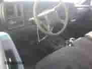 2002 Chevrolet Silverado 1500 LS z VIN 1GCEK14V52Z252823, wystawiony jako Copart lot #52438145 z przebiegiem 219 028 mil mil oraz Szkoda całkowita • Salvage title. Historia ofert i sprzedaży dostępna na DreamBid. Obrazek 8.