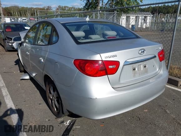 ✅ 2010 Hyundai Elantra SE • VIN: KMHDU4AD2AU868473 • Lot: 43361202. Listed on IAAI with 139,728 mi. Free auction sales archive from the USA and detailed vehicle history report at DreamBid. Image 3.