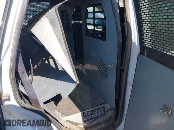 ✅ 2012 Chevrolet Tahoe Commercial • VIN: 1GNLC2E08CR285885 • Лот: 42326129. Опубликован ранее на IAAI с пробегом 100 035 миль. Бесплатный доступ к архиву аукционных продаж из США и подробный отчёт об истории автомобиля на DreamBid. Изображение 8.