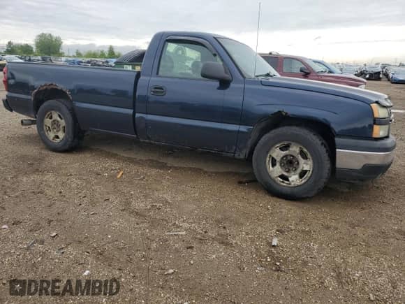 2006 Chevrolet Silverado 1500 Work Truck z VIN 3GCEC14X36G185384, wystawiony jako Copart lot #57725095 z przebiegiem 245 172 mil mil oraz Szkoda całkowita • Salvage title. Historia ofert i sprzedaży dostępna na DreamBid. Obrazek 4.