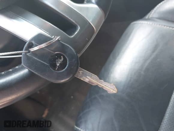 2014 Ford Mustang V6 с VIN 1ZVBP8EM5E5243910, выставлен на аукционе IAAI как лот 42648737 с пробегом 251 987 миль миль и . История ставок и продаж доступна на DreamBid. Изображение 11.