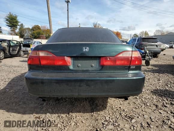 2000 Honda Accord EX с VIN 1HGCG1652YA084041, выставлен на аукционе Copart как лот 90147245 с пробегом 143 776 миль миль и Списание • Salvage title. История ставок и продаж доступна на DreamBid. Изображение 6.