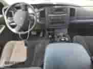 2004 Dodge 1500 SLT z VIN 1D7HU18D94J125525, wystawiony jako Copart lot #69197514 z przebiegiem Nie podano mil oraz Szkoda całkowita • Salvage title. Historia ofert i sprzedaży dostępna na DreamBid. Obrazek 8.