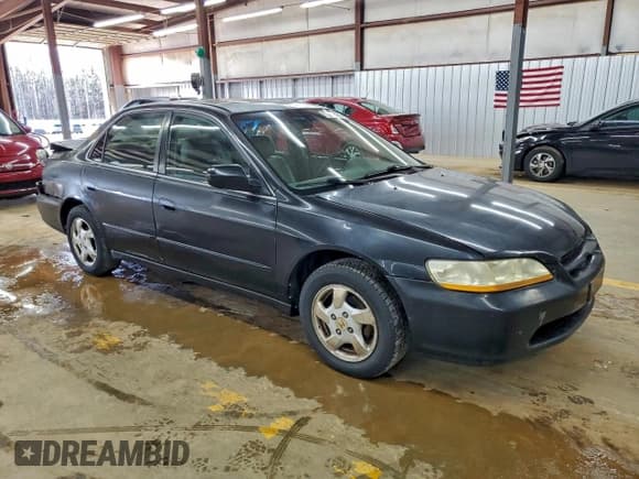 ✅ 2000 Honda Accord EX • VIN: 1HGCG5664YA094425 • Lot: 95218475. Listed on Copart with 185,544 mi. Free auction sales archive from the USA and detailed vehicle history report at DreamBid. Image 4.