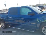 ✅ 2018 Chevrolet Silverado 1500 LT • VIN: 3GCPCREC7JG356648 • Lot: 43140800. Wystawiony na IAAI z przebiegiem Nie podano. Bezpłatny archiwum sprzedaży aukcyjnych z USA i szczegółowy raport historii pojazdu na DreamBid. Zdjęcie 12.