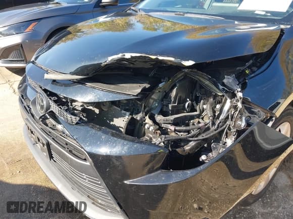 ✅ 2024 Toyota Corolla LE • VIN: 5YFB4MDE9RP165719 • Lot: 43875896. Listed on IAAI with 29,311 mi. Free auction sales archive from the USA and detailed vehicle history report at DreamBid. Image 6.