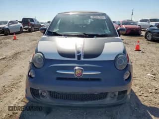 ✅ 2015 FIAT 500 Abarth • VIN: 3C3CFFJH9FT512889 • Lot: 85961205. Wystawiony na Copart z przebiegiem Nie podano. Bezpłatny archiwum sprzedaży aukcyjnych z USA i szczegółowy raport historii pojazdu na DreamBid. Zdjęcie 5.