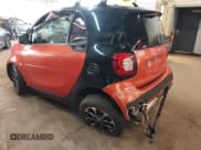 ✅ 2016 Smart fortwo Passion • VIN: WMEFJ5DA4GK045241 • Lot: 42553463. Wystawiony na IAAI z przebiegiem 66 775 mil. Bezpłatny archiwum sprzedaży aukcyjnych z USA i szczegółowy raport historii pojazdu na DreamBid. Zdjęcie 3.