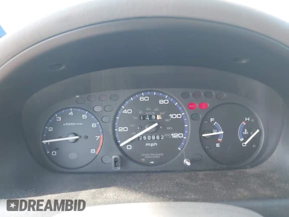 ✅ 1999 Honda Civic LX • VIN: 1HGEJ6570XL001610 • Lot: 42876187. Listed on IAAI with 250,962 mi. Free auction sales archive from the USA and detailed vehicle history report at DreamBid. Image 7.