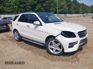 ✅ 2015 Mercedes-Benz M 400 • VIN: 4JGDA5GB6FA534279 • Lot: 42653610. Wystawiony na IAAI z przebiegiem 101 940 mil. Bezpłatny archiwum sprzedaży aukcyjnych z USA i szczegółowy raport historii pojazdu na DreamBid. Zdjęcie 1.