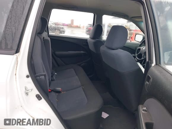 ✅ 2006 Mitsubishi Outlander LS • VIN: JA4LX31F56U017272 • Lot: 43038133. Wystawiony na IAAI z przebiegiem 96 388 mil. Bezpłatny archiwum sprzedaży aukcyjnych z USA i szczegółowy raport historii pojazdu na DreamBid. Zdjęcie 8.