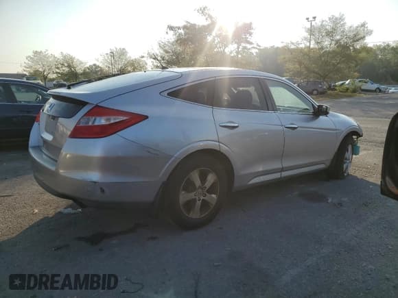 ✅ 2010 Honda Crosstour EX • VIN: 5J6TF1H37AL011636 • Лот: 81422875. Опубликован ранее на Copart с пробегом 200 059 миль. Бесплатный доступ к архиву аукционных продаж из США и подробный отчёт об истории автомобиля на DreamBid. Изображение 3.