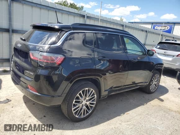 ✅ 2024 Jeep Compass Limited • VIN: 3C4NJDCN3RT587327 • Лот: 70995595. Опубликован ранее на Copart с пробегом 18 643 миль. Бесплатный доступ к архиву аукционных продаж из США и подробный отчёт об истории автомобиля на DreamBid. Изображение 3.